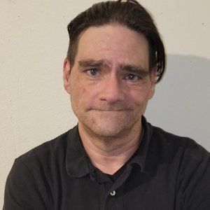 Meet your Posher, Chuck